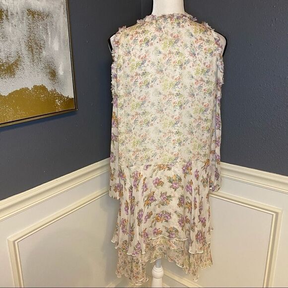 Alice + Olivia Glynda Cold Shoulder Floral Dress - Picture 13 of 16